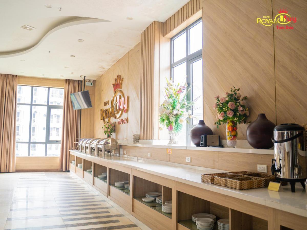Royal Huy Hotel Tam Ðảo Exteriör bild